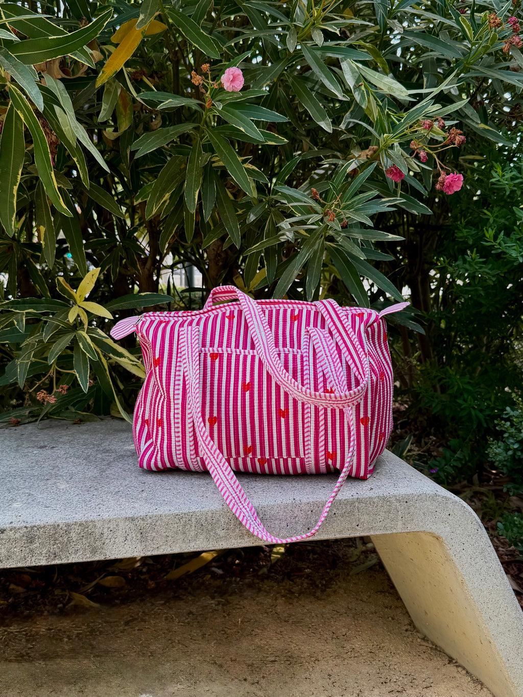 Red Hearts Shopper