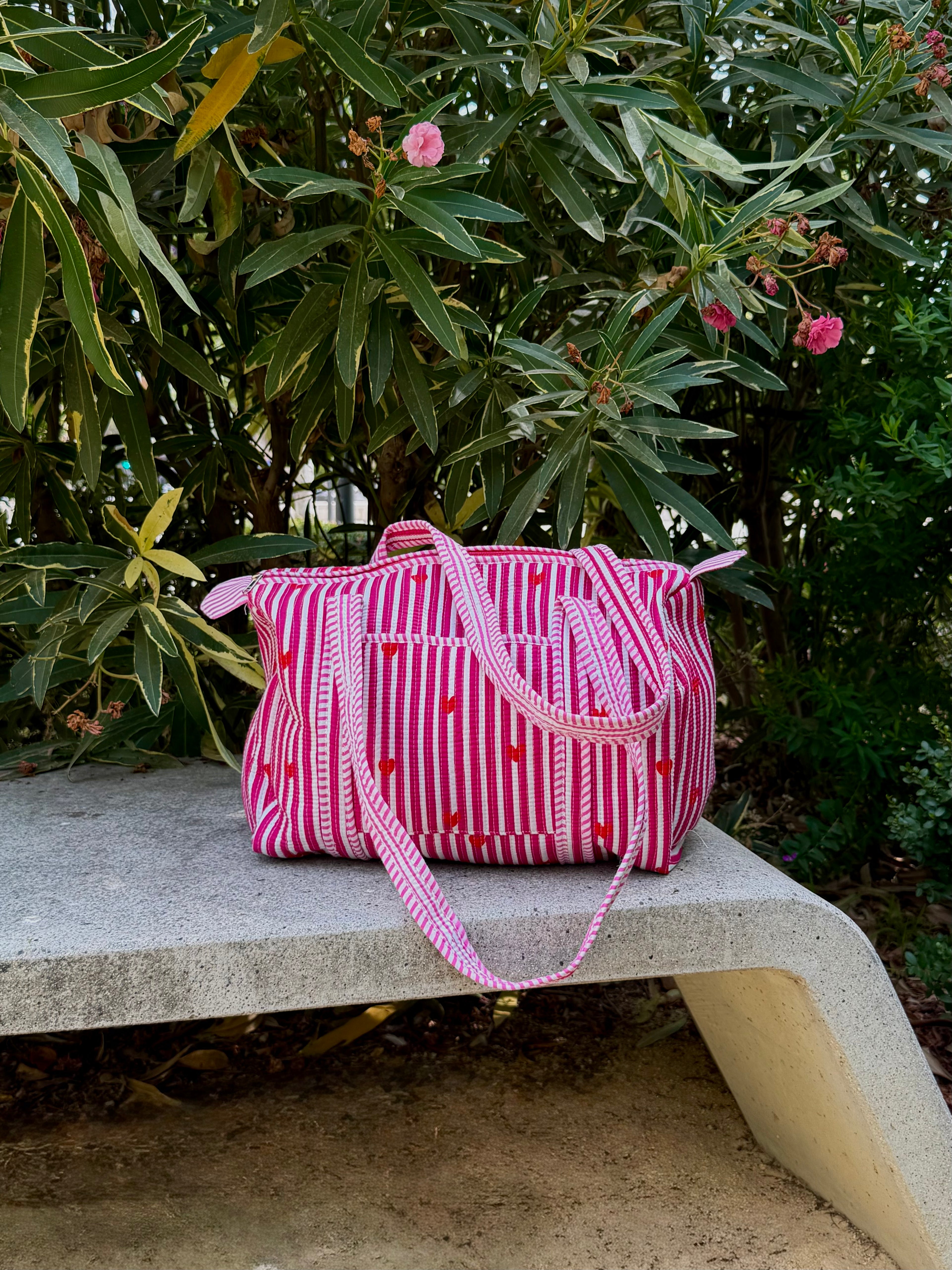 Red Hearts Shopper
